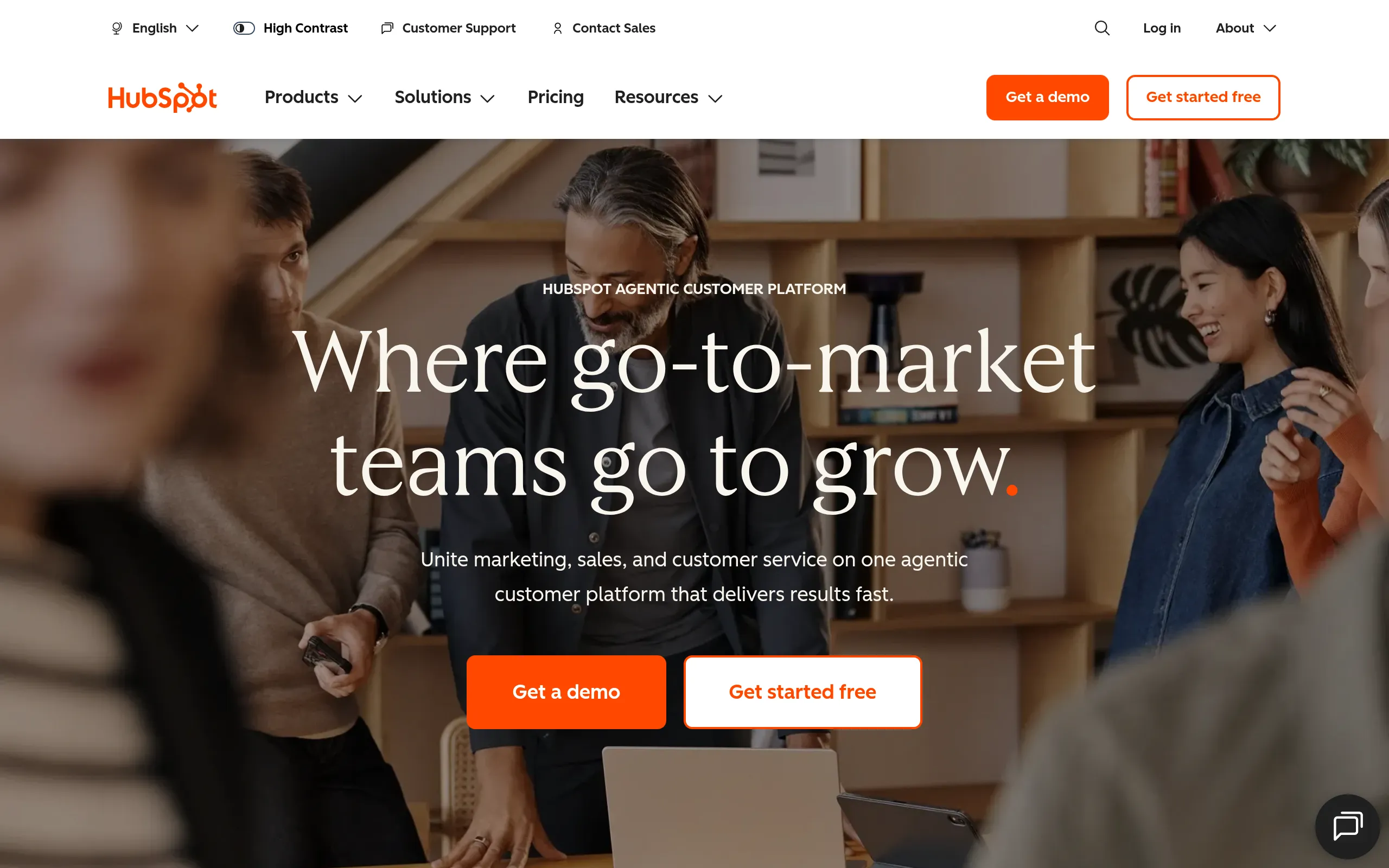 hubspot-breeze-customer-agent-native-chatbot